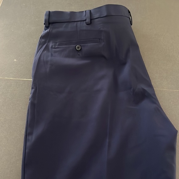Hagger Cool Right Navy Pants 44 by 32 - Picture 4 of 5